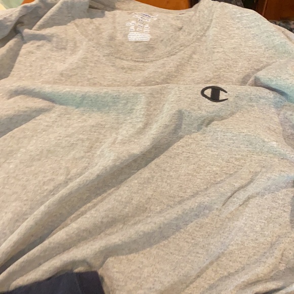 champion shirt bundle - Picture 4 of 6